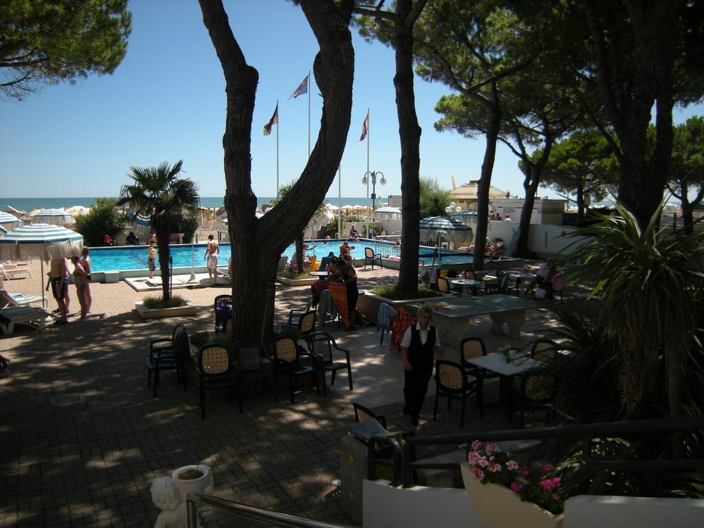 Ambasciatori Palace